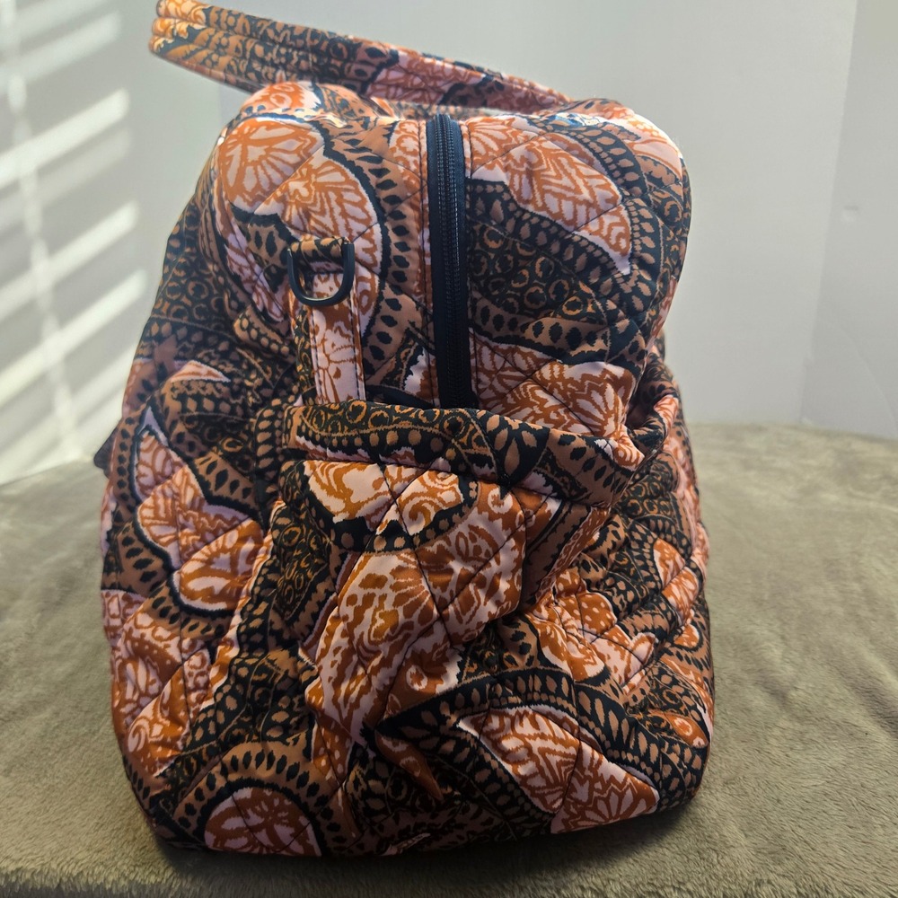 Vera Bradley Fern Paisley Large Travel Duffel Bag Orange Black Weekend Bag - Picture 8 of 9